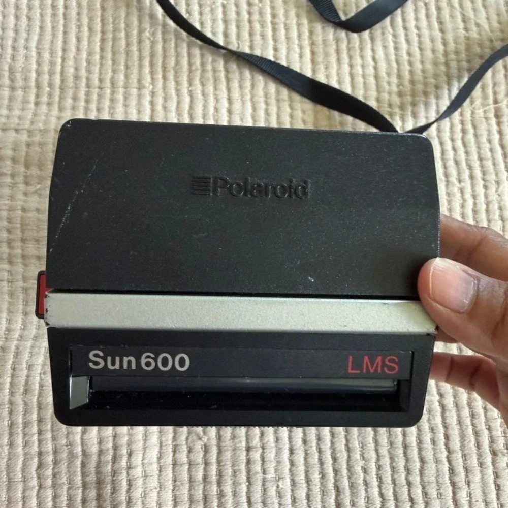 Polaroid‎ Sun 600 LMS Instant Camera Black Silver Vintage Untested 600 Film